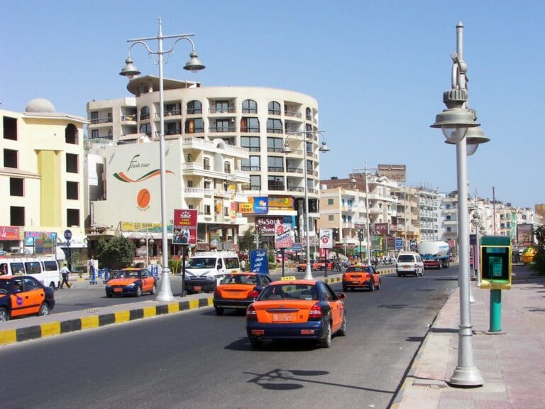 Hurghada-main-street-768x576-1